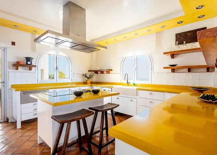 Toscana Indoor & Outdoor Pool * 阿德耶