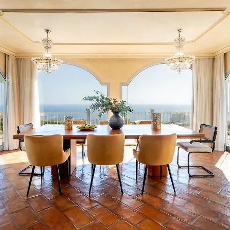 Toscana Indoor & Outdoor Pool