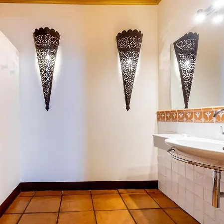 Toscana Indoor & Outdoor Pool דירה אדחה