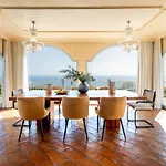 Toscana Indoor & Outdoor Pool