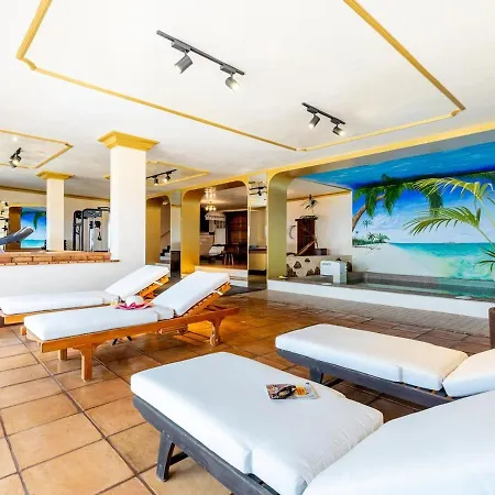 Toscana Indoor Heated Pool, Sea View * アデヘ