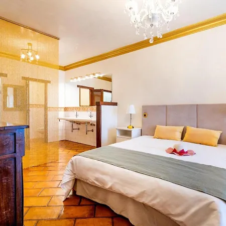 Toscana Indoor Heated Pool, Sea View アデヘ
